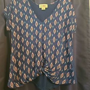 Geo pattern shirt